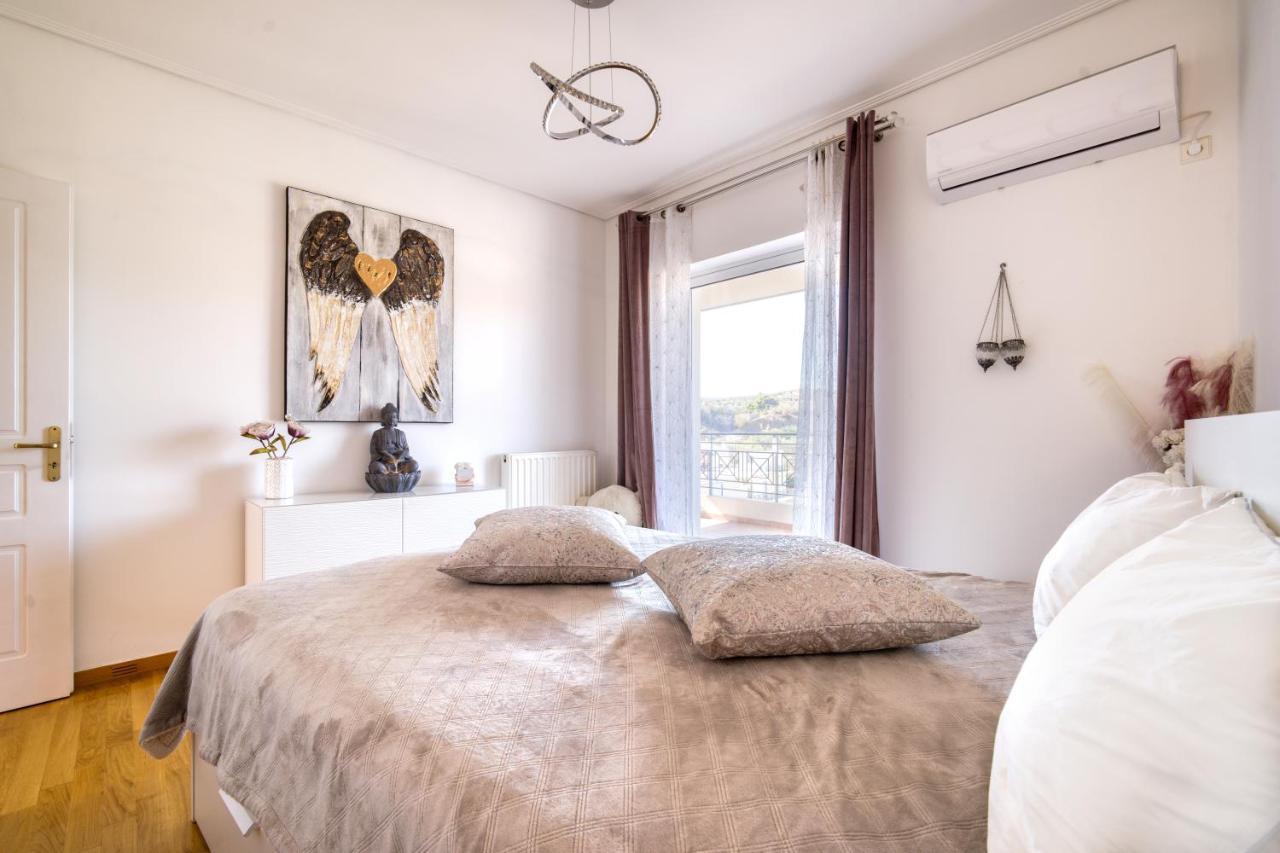 Sea & Mountain Apartment Close To Port And City Lávrion Exterior foto