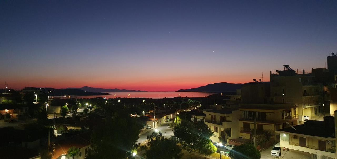 Sea & Mountain Apartment Close To Port And City Lávrion Exterior foto