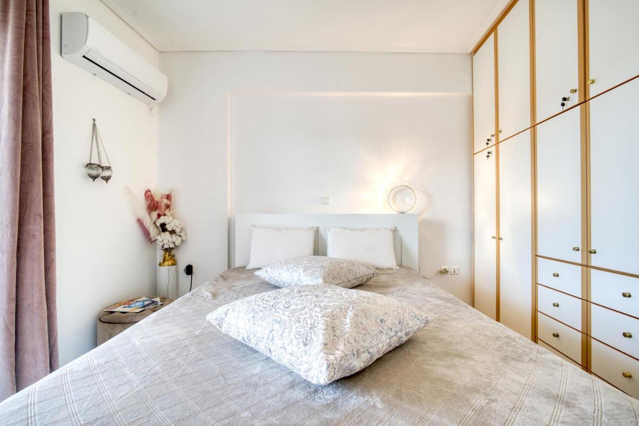 Sea & Mountain Apartment Close To Port And City Lávrion Exterior foto