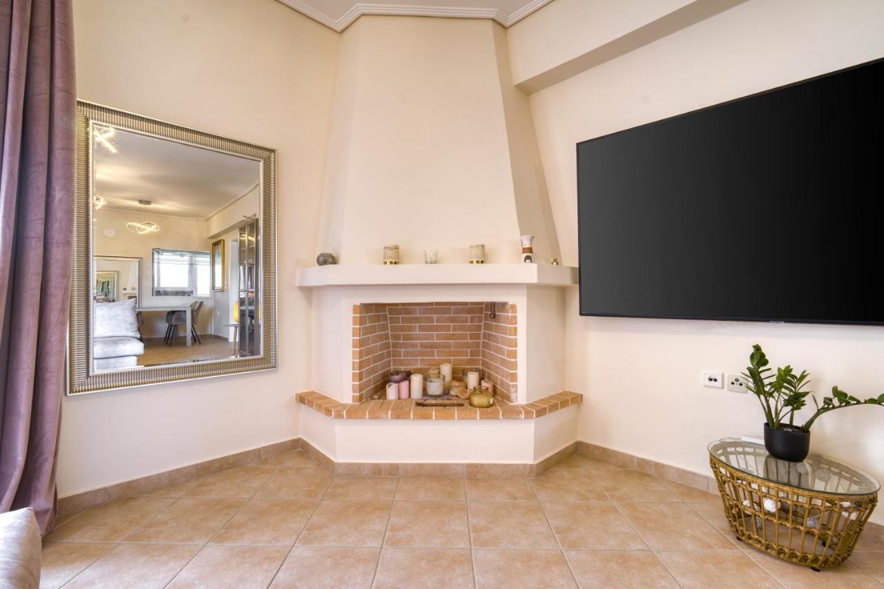 Sea & Mountain Apartment Close To Port And City Lávrion Exterior foto