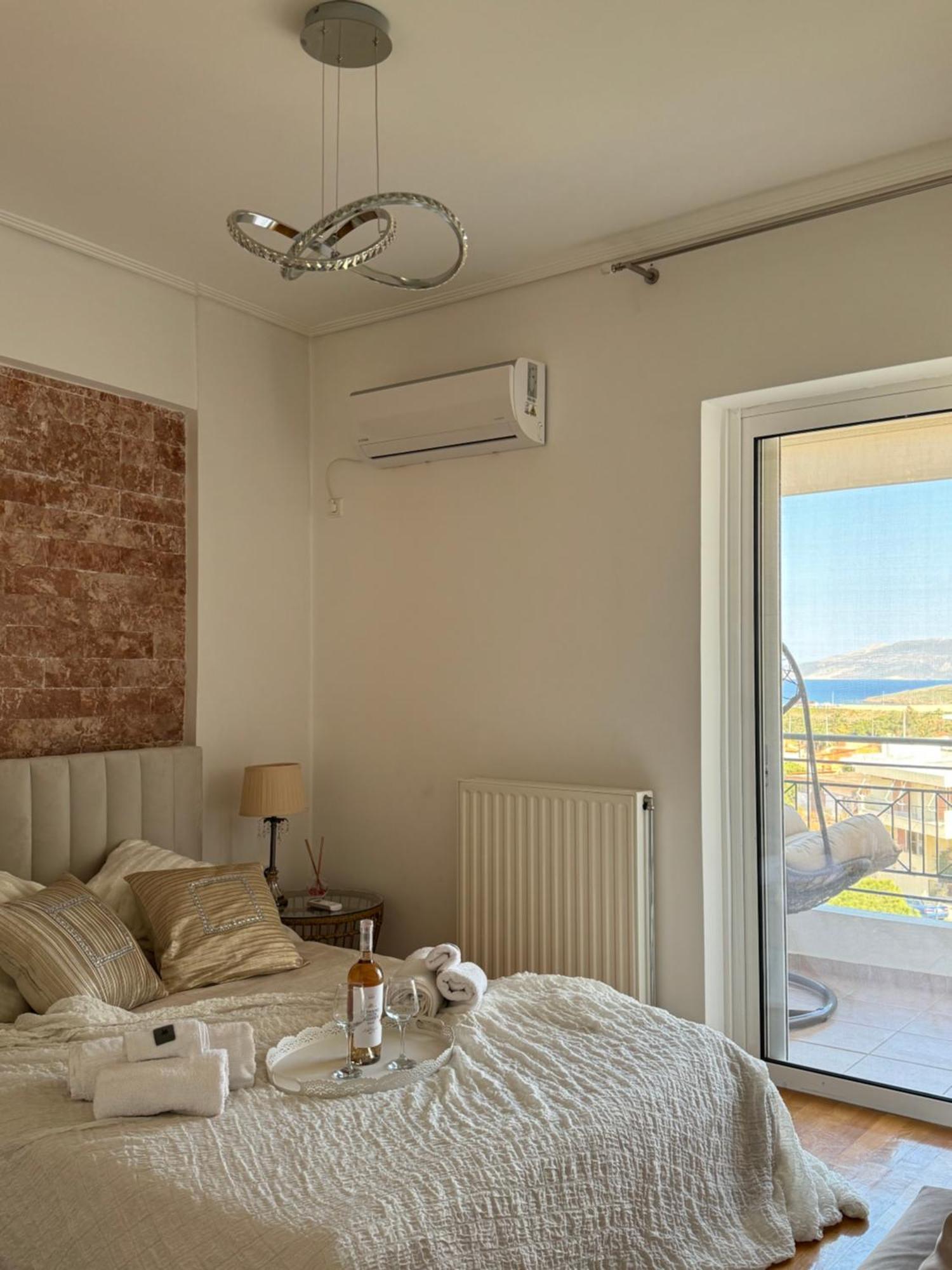 Sea & Mountain Apartment Close To Port And City Lávrion Exterior foto
